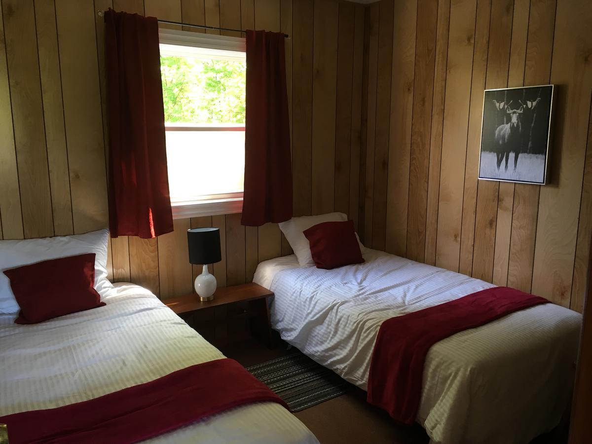Wingspread Cottages Stanley Bridge Ngoại thất bức ảnh